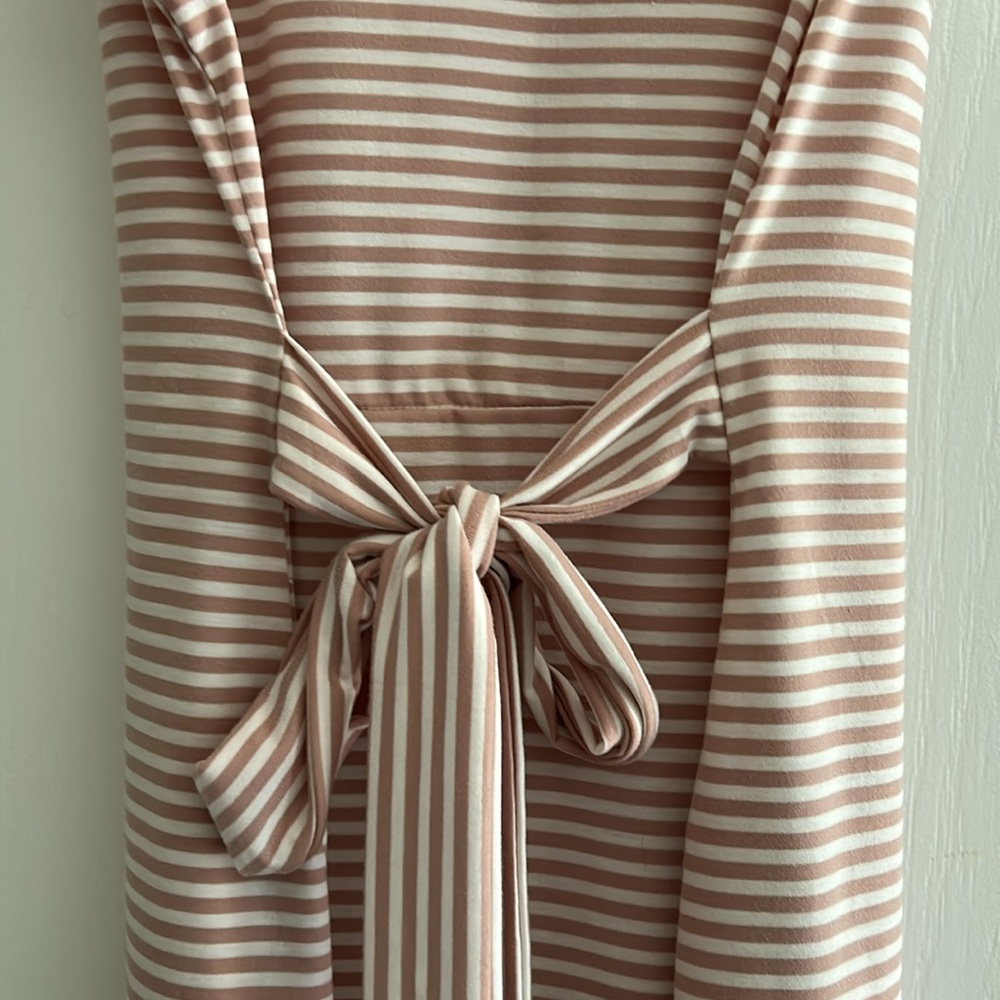 EUC - 💕 Pink/White Striped Dress with Front Tie
